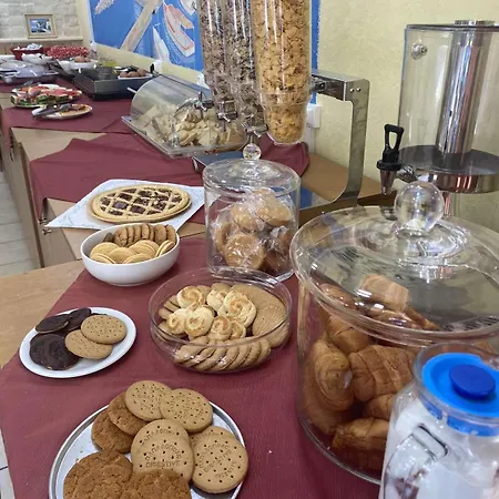 Hotel de apartamente Corfu Benitses (Corfu)