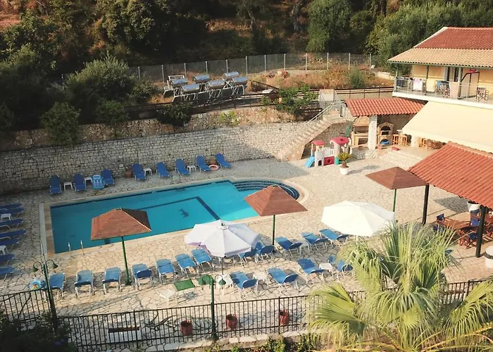 Apartahotel Corfu 3*